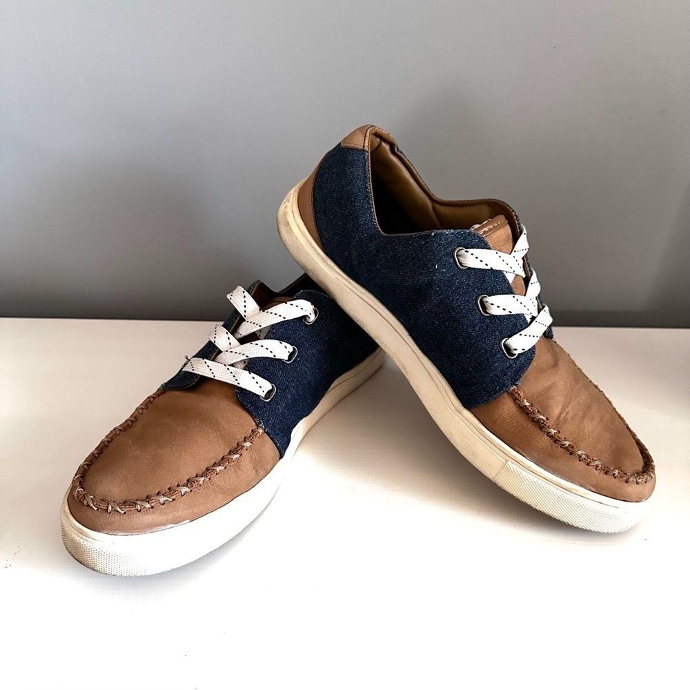 Gongshow Sneakers (Silky Wheels) size 8